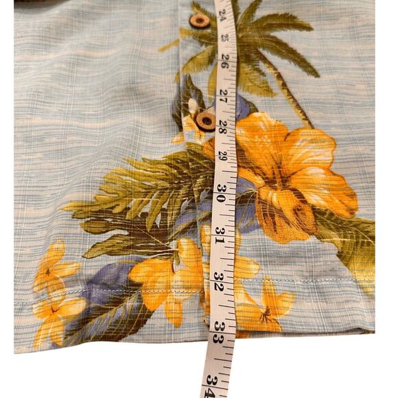 Tommy Bahama Men's Silk Hawaiian Shirt Light Blue Yellow, size XL - Picture 5 of 7